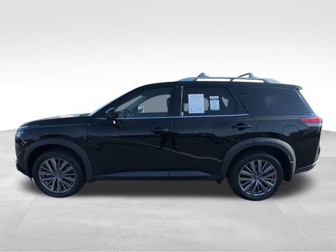 Used 2023 Nissan Pathfinder SL w/ SL Premium Package AWD/4WD image 5