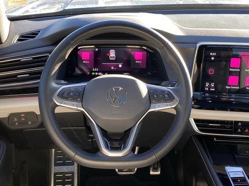 Used 2024 Volkswagen Atlas Cross Sport SEL Premium R-Line image 11