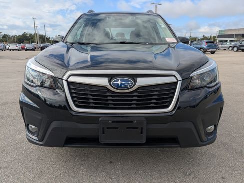 Used 2021 Subaru Forester Premium image 3