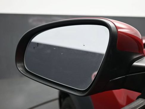 Used 2023 Hyundai Kona Limited FWD image 3
