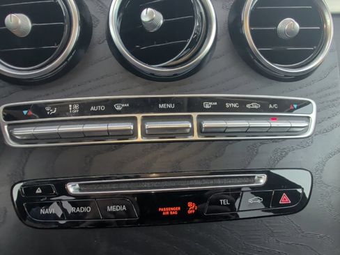 Used 2019 Mercedes-Benz GLC 300 image 34