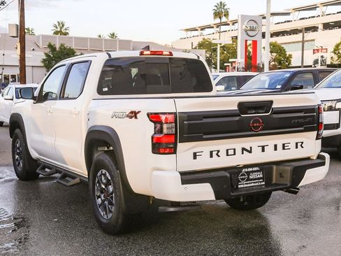 New 2026 Nissan Frontier PRO-4X w/ Tow Package AWD/4WD image 6