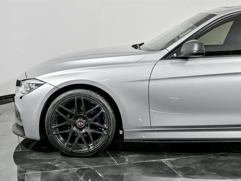 Used 2018 BMW 320i xDrive Sedan image 6