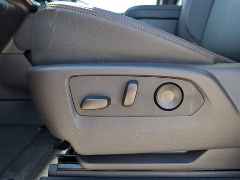 New 2026 GMC Sierra 1500 AT4 w/ AT4 Premium Package AWD/4WD image 21