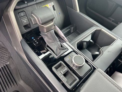 New 2025 Toyota Tundra SR5 AWD/4WD image 27
