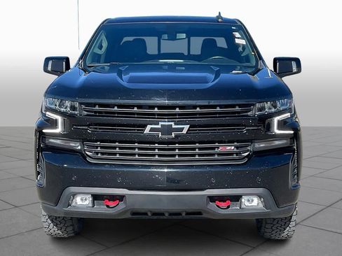 Used 2021 Chevrolet Silverado 1500 LT Trail Boss w/ Convenience Package II image 3