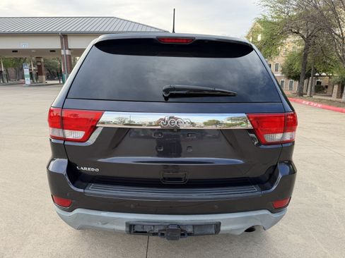 Used 2012 Jeep Grand Cherokee Laredo image 6