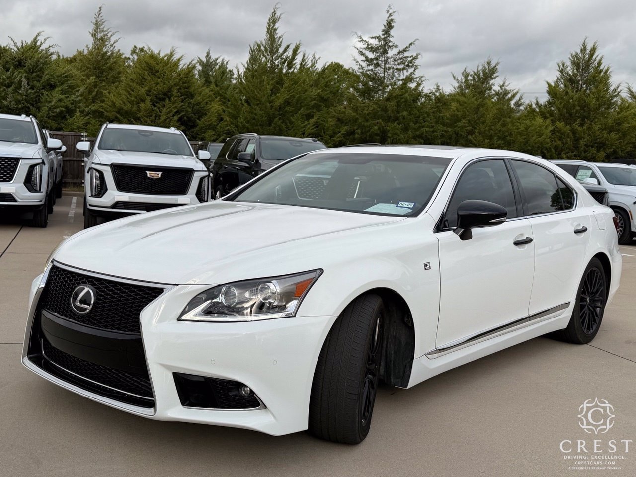 Used 2015 Lexus LS 460 RWD image 4