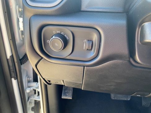 Used 2024 RAM 2500 Tradesman w/ Safety Group image 30