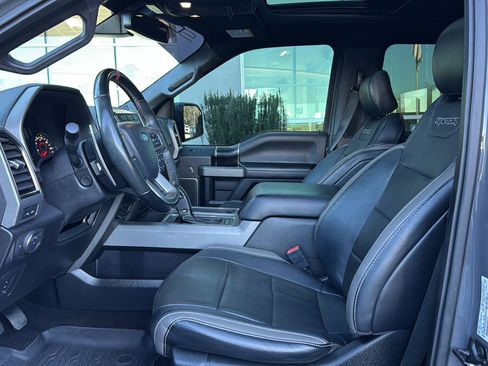 Used 2018 Ford F150 Raptor w/ Equipment Group 802A Luxury image 8