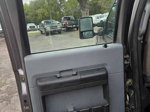 Used 2014 Ford F250 XL w/ Power Equipment Group image 35