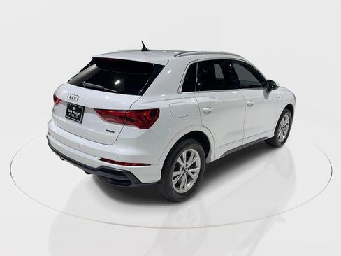 Used 2021 Audi Q3 2.0T Premium w/ Convenience Package image 13