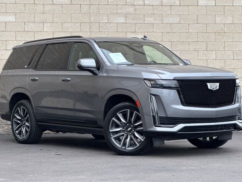 Certified 2021 Cadillac Escalade Sport Platinum w/ Heavy-Duty Trailer Package image 2