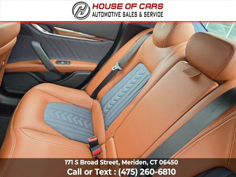 Used 2017 Maserati Ghibli S Q4 AWD/4WD image 34