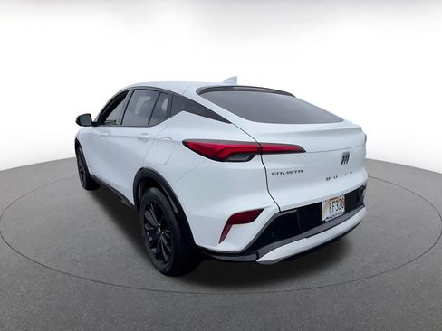 Used 2025 Buick Envista Sport Touring image 11