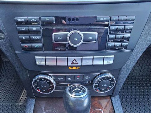 Used 2013 Mercedes-Benz C 300 4MATIC Sedan image 23