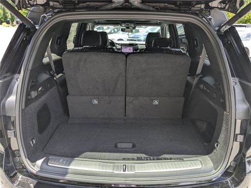 New 2025 Jeep Grand Cherokee L Overland w/ Advanced Protech Group III image 13