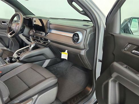 Used 2023 Chevrolet Colorado LT w/ LT Convenience Package II RWD image 38