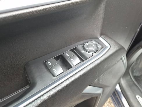 Used 2022 Chevrolet Silverado 1500 LT image 13