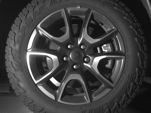 Used 2025 Jeep Compass Trailhawk AWD/4WD image 13
