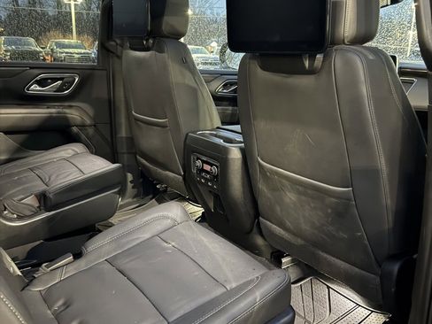 Used 2023 Chevrolet Tahoe Z71 w/ Z71 Off-Road Package image 19