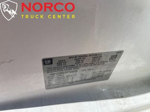 Used 2015 Chevrolet Silverado 2500 W/T image 21