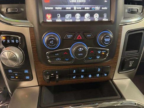 Used 2017 RAM 1500 Laramie AWD/4WD image 30
