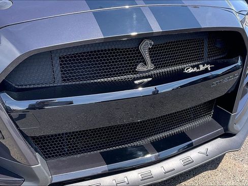 Used 2022 Ford Mustang Shelby GT500 w/ Carbon Fiber Track Pack image 33