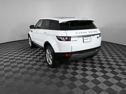 Used 2013 Land Rover Range Rover Evoque Pure Plus AWD/4WD image 4