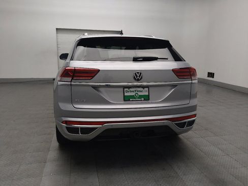 Used 2021 Volkswagen Atlas Cross Sport SE w/ Panoramic Sunroof Package FWD image 6