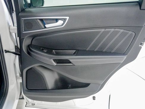 Used 2024 Ford Edge ST w/ Equipment Group 401A AWD/4WD image 34