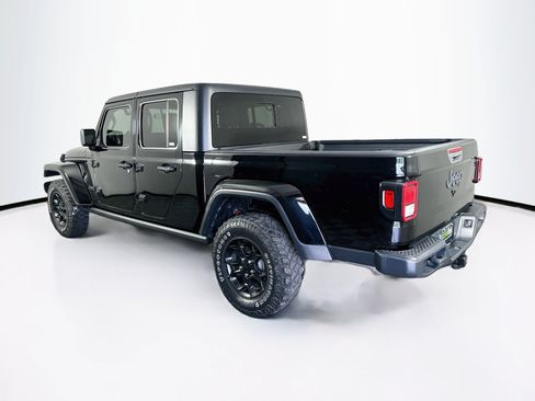 Used 2023 Jeep Gladiator Sport AWD/4WD image 5