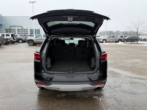 Used 2025 Chevrolet Blazer LT image 12