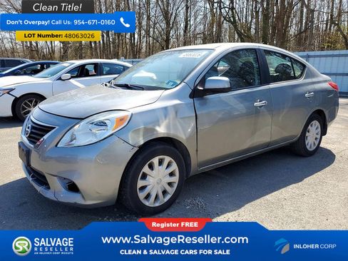Used 2012 Nissan Versa SV w/ Convenience Pkg FWD image 1