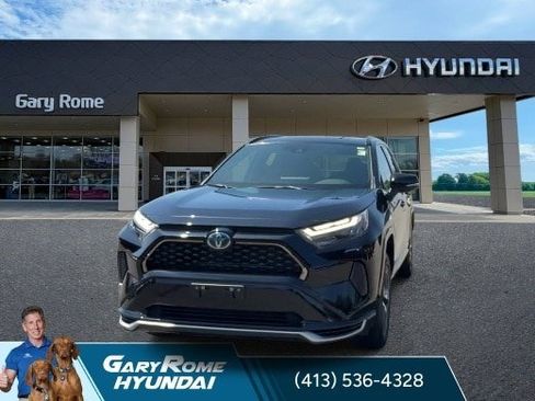 Used 2023 Toyota RAV4 SE AWD/4WD image 3