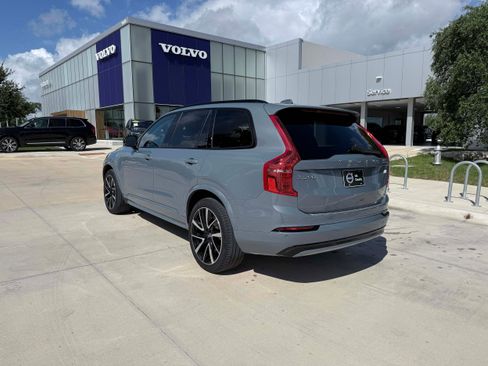 Certified 2023 Volvo XC90 T8 Ultimate w/ Lounge Package AWD/4WD image 4