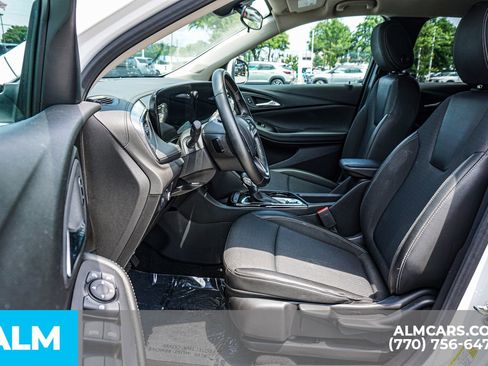 Used 2025 Buick Encore GX Preferred FWD image 20