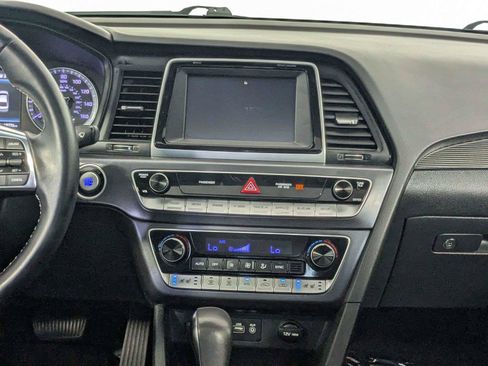 Used 2018 Hyundai Sonata Limited FWD image 40