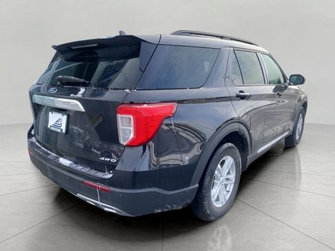Used 2023 Ford Explorer XLT w/ Equipment Group 202A image 5
