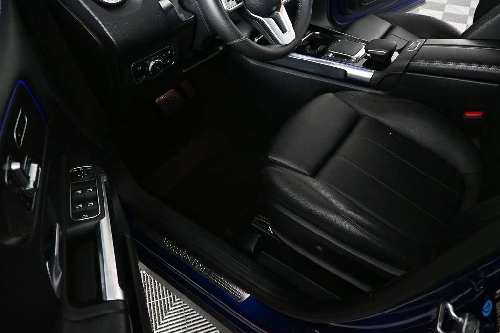 Certified 2021 Mercedes-Benz GLB 250 4MATIC image 7