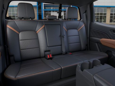 New 2026 GMC Canyon AT4 AWD/4WD image 17