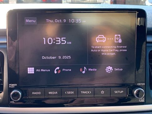 Used 2023 Kia Rio S image 29