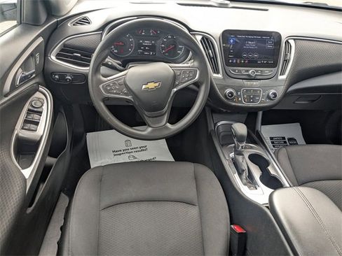 Used 2024 Chevrolet Malibu LT image 28