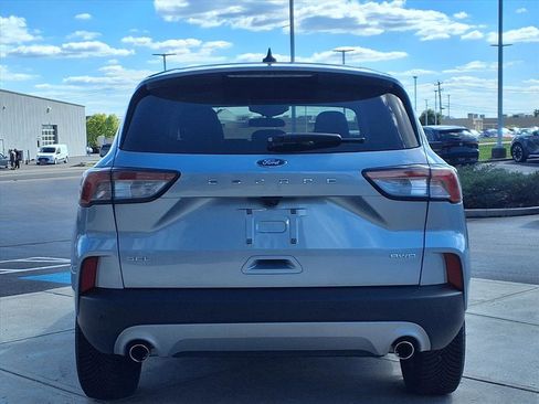 Used 2022 Ford Escape SEL w/ Technology Package image 5