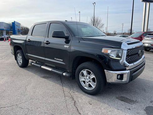 Used 2019 Toyota Tundra SR5 w/ SR5 Upgrade Package image 2
