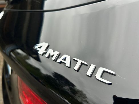 Used 2019 Mercedes-Benz GLC 300 4MATIC image 35