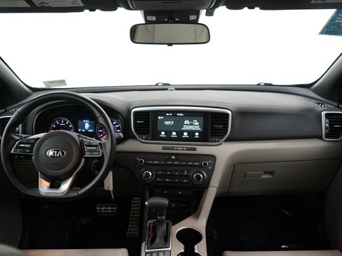 Used 2020 Kia Sportage S image 13