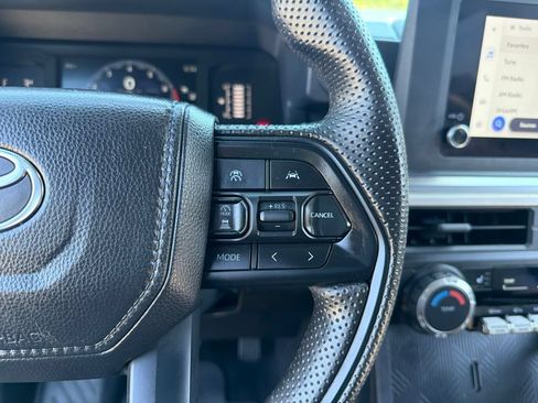 Used 2024 Toyota Tacoma SR5 AWD/4WD image 17