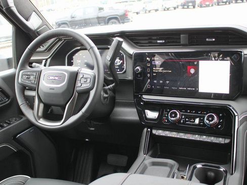 New 2026 GMC Sierra 2500 AT4X image 9