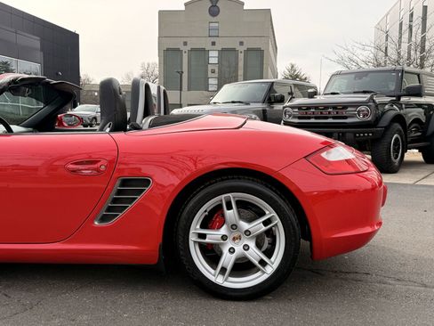 Used 2005 Porsche Boxster S image 12